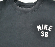 Nike Skateboarding Shirt Size Medium