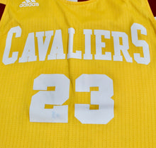 Vintage Cleveland Cavaliers LeBron James Jersey Size Medium