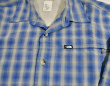 Vintage The North Face Button Shirt Size Medium
