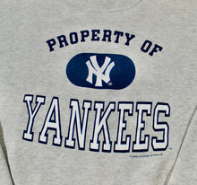 Vintage New York Yankees Sweatshirt Size X-Large