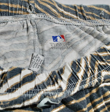 Vintage Milwaukee Brewers Zubaz Shorts Size Large(33-34)