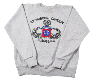 Vintage 82nd Airborne Division Ft. Bragg North Carolina Sweatshirt Size Medium