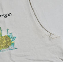 Vintage Delta Rose Bowl Crop Shirt Size X-Large