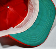 Vintage Carnation Golf Strap Hat