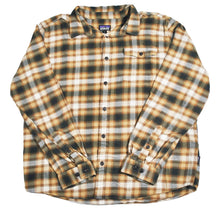 Patagonia Button Shirt Size Large