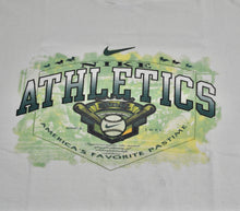Vintage Oakland Athletics Nike Made in USA Baseball Shirt Size Large