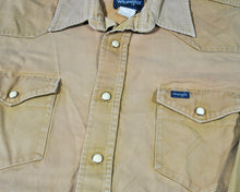 Vintage Wrangler Snap Button Shirt Size Medium