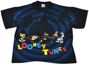 Vintage Looney Tunes Shirt Size Medium(wide)