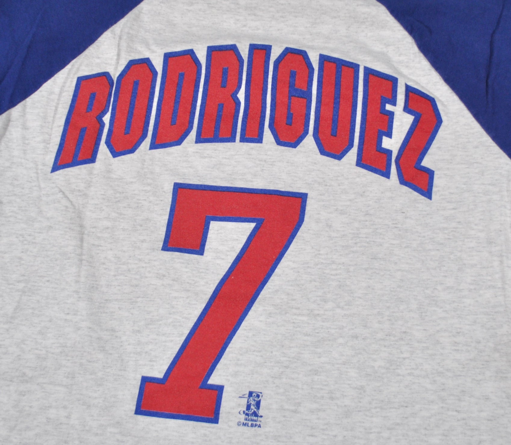 Vintage Texas Rangers Ivan Rodriguez 2000 Shirt Size Medium