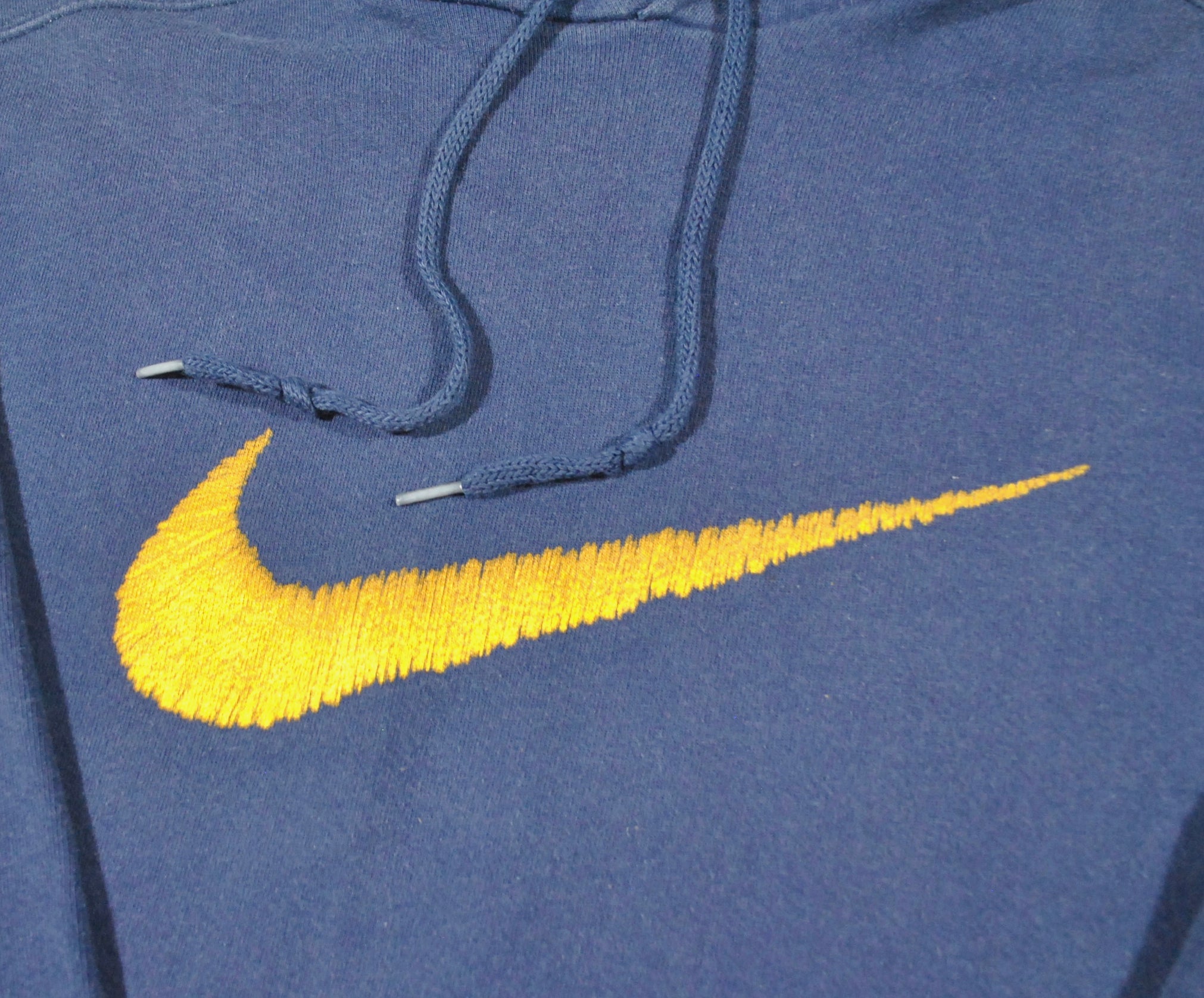 Vintage nike yellow online sweatshirt