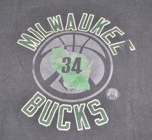 Vintage Milwaukee Bucks Giannis Antetokounmpo Shirt Size X-Large